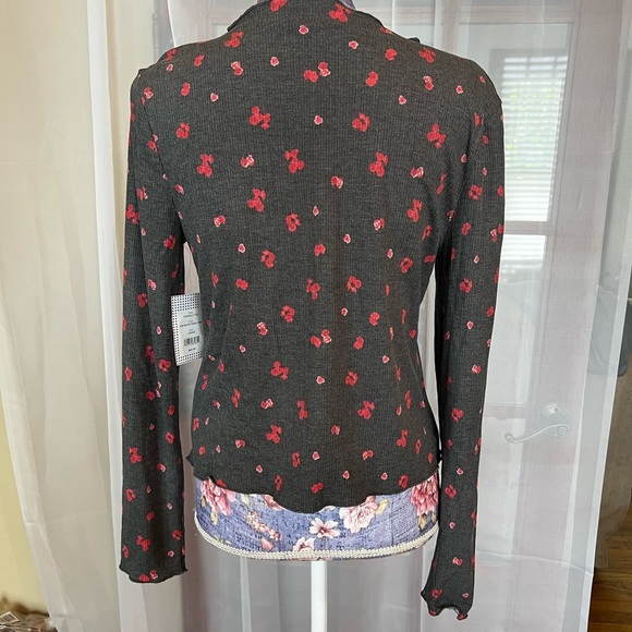 ποΈ Rose Bud Dusty Top With Matching Sweater - Picture 5 of 8